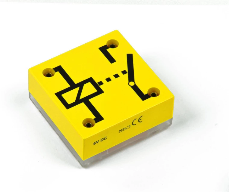 P3710 4R relais op voet