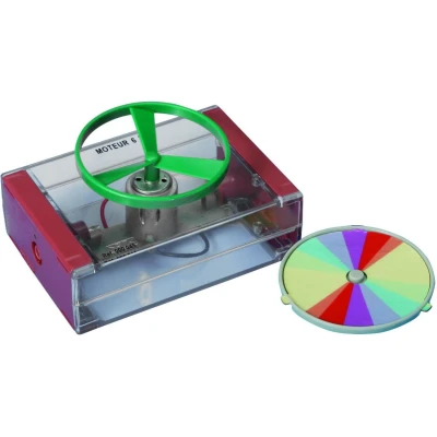 Motor van 6V in een transparant kastje - voor practicum over elektrische schakelingen. Het zeer robuuste polycarbonaat kastje met 4mm veiligheidsaansluitingen is volledig transparant voor een goed leereffect.